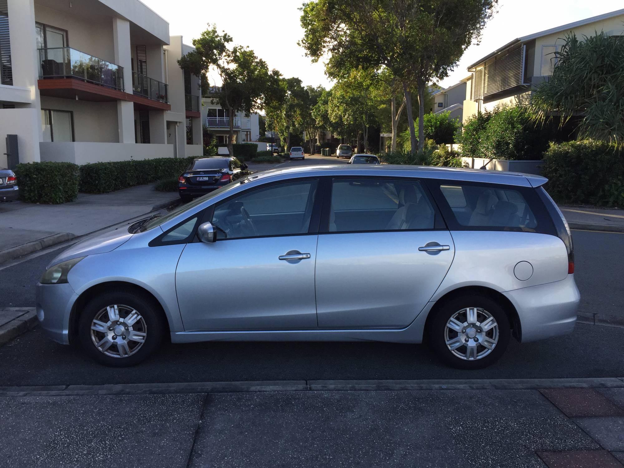 Mitsubishi grandis 2004